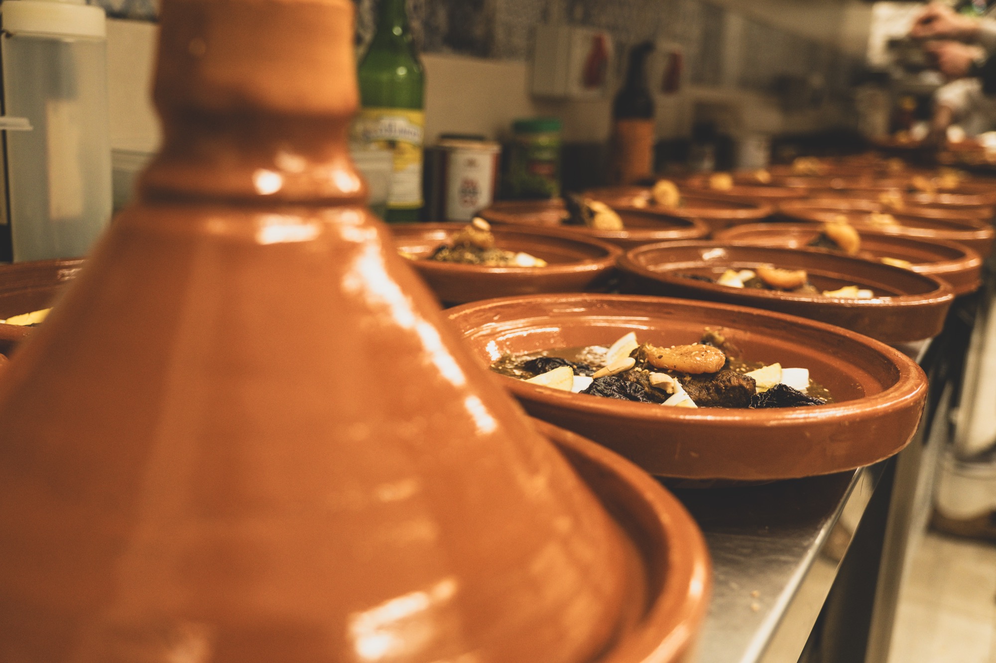 The Maison Touareg kitchen at work
